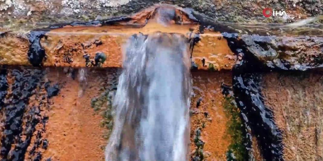 Dünyada böylesi çok nadir görülüyor! Burası Erzincan: 5 ayrı suyun çıkış noktası aynı! 4